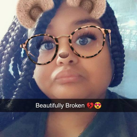 Meet your Posher, Mercedes nicole - Picture 1 of 1